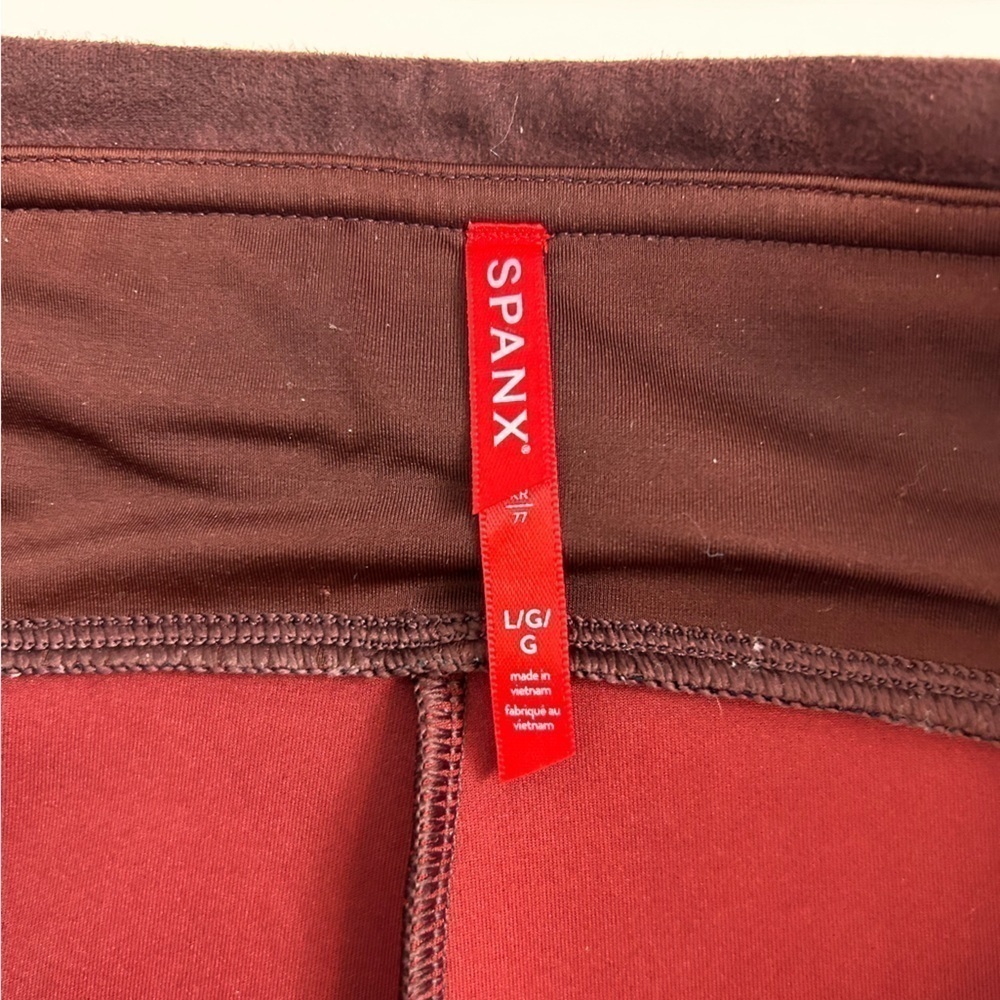 SPANX Faux Suede Leggings Dark Red Large EUC - Picture 3 of 8